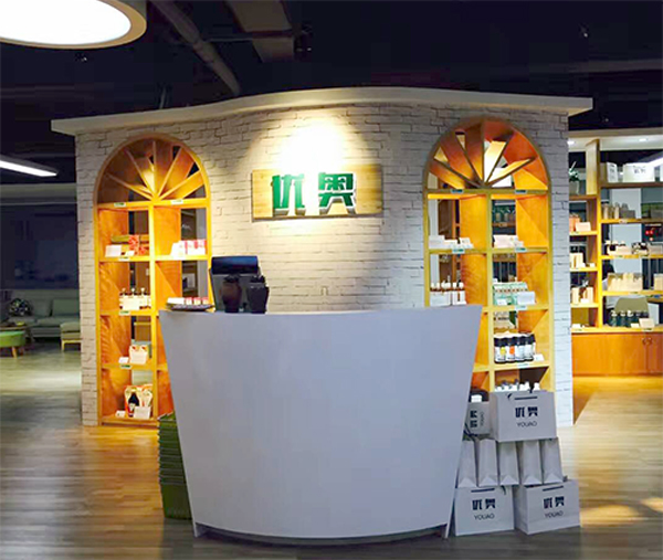 文章附图